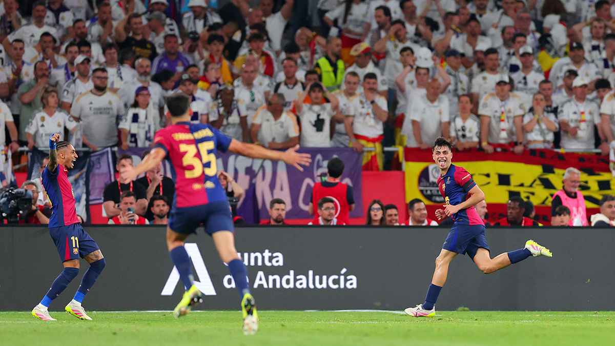 عدو ريال مدريد.. غافي يستفز أسينسيو ويرتدي شعارًا مثيرًا (فيديو)