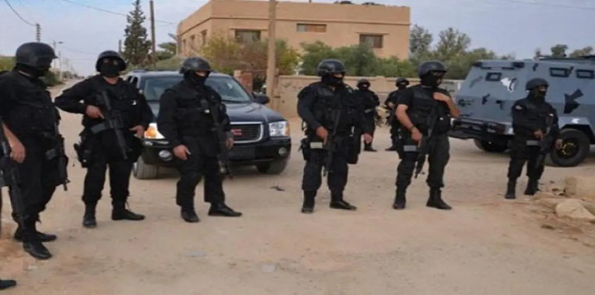 الأجهزة الأمنية الأردنية تلقي القبض على مطلوبين جنوبي عمّان