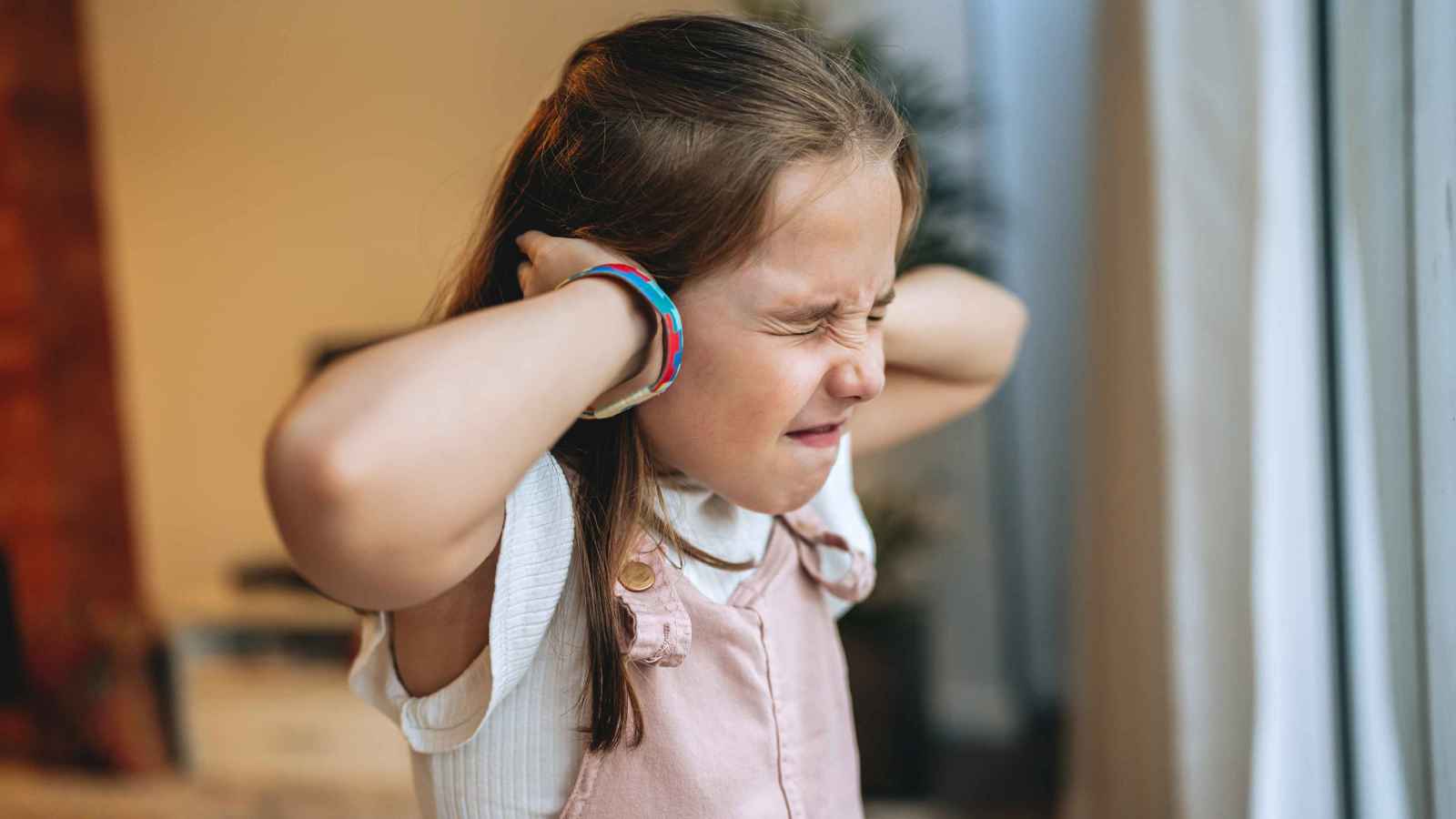 آليات دفاع الأطفال.. كيف تحميهم من المشاعر الصعبة؟