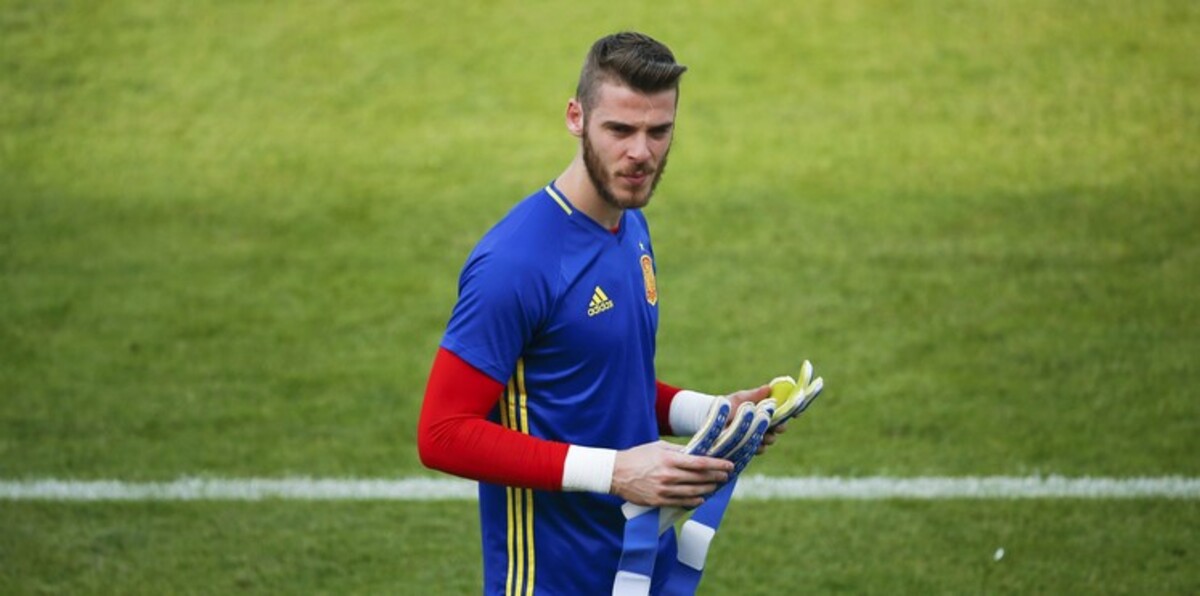 دي خيا يؤكد استمراره ضمن تشكيلة إسبانيا في يورو 2016 (صور)