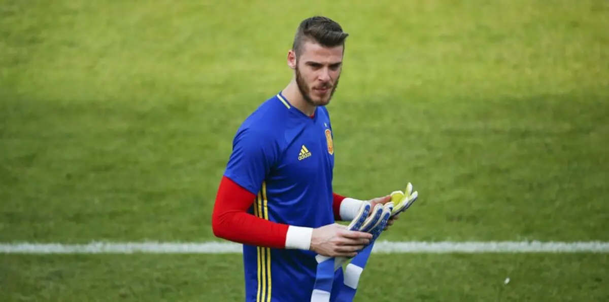 دي خيا يؤكد استمراره ضمن تشكيلة إسبانيا في يورو 2016 (صور)