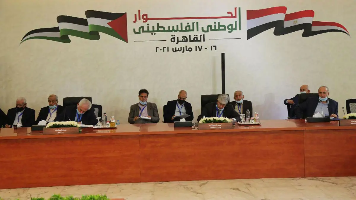 الرجوب يكشف تفاصيل جلسات الحوار الوطني بين الفصائل الفلسطينية في القاهرة