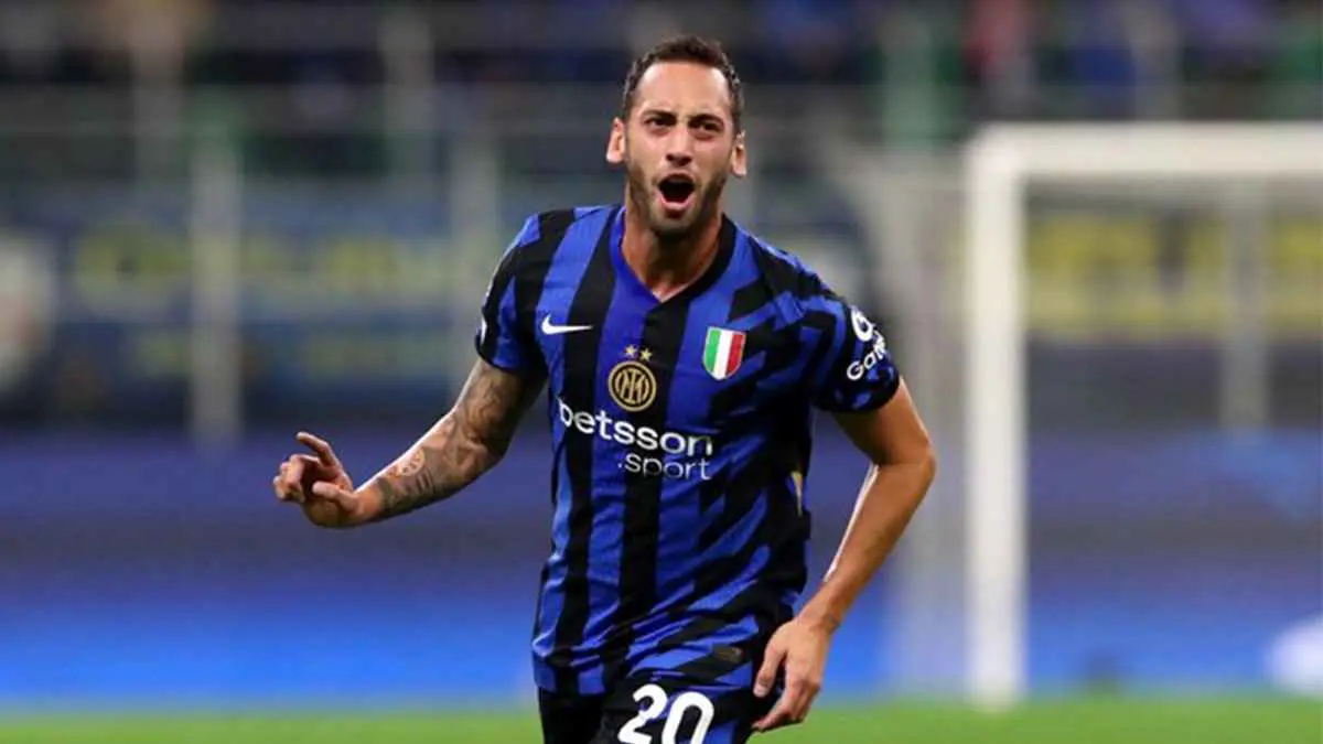 رد رسمي من إنتر ميلان حول مفاوضات الهلال مع هاكان