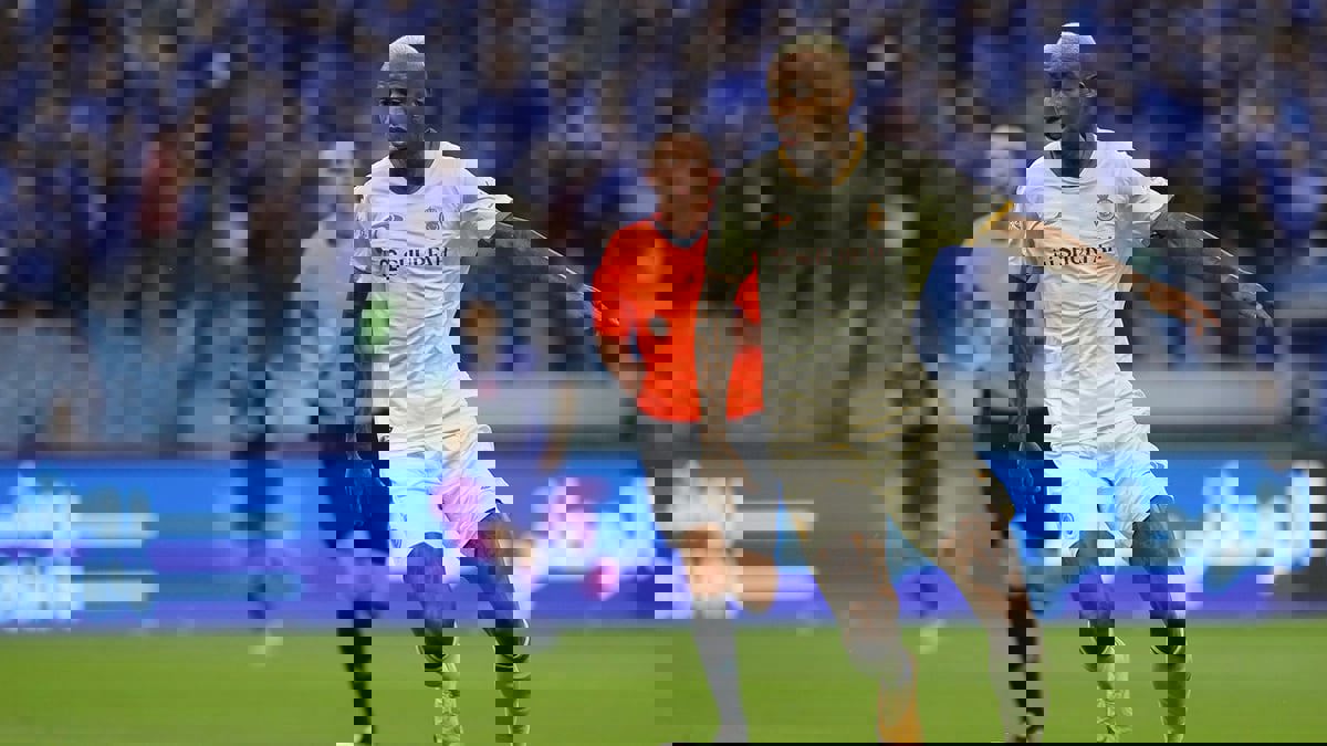 ضرب ودهس.. تاليسكا يتورط في لقطتين مثيرتين مع جحفلي (فيديو)