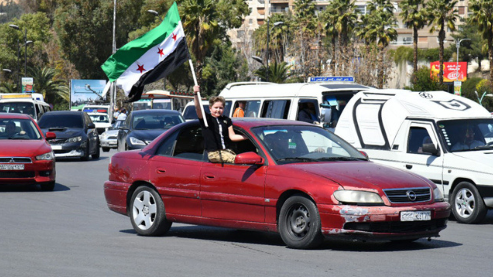 سوريا.. احتفالات حاشدة لإحياء ذكرى احتجاجات 2011 (فيديو)