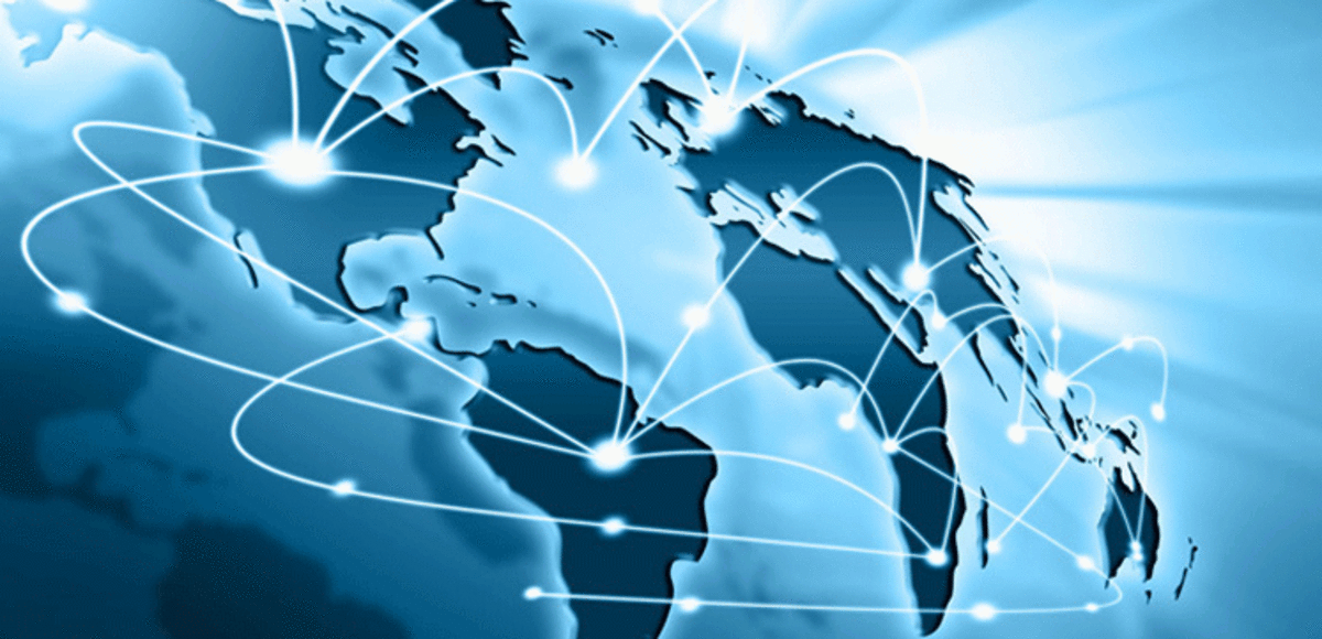 نصف سكان العالم تقريباً يستخدمون وسائل الاتصالات الالكترونية