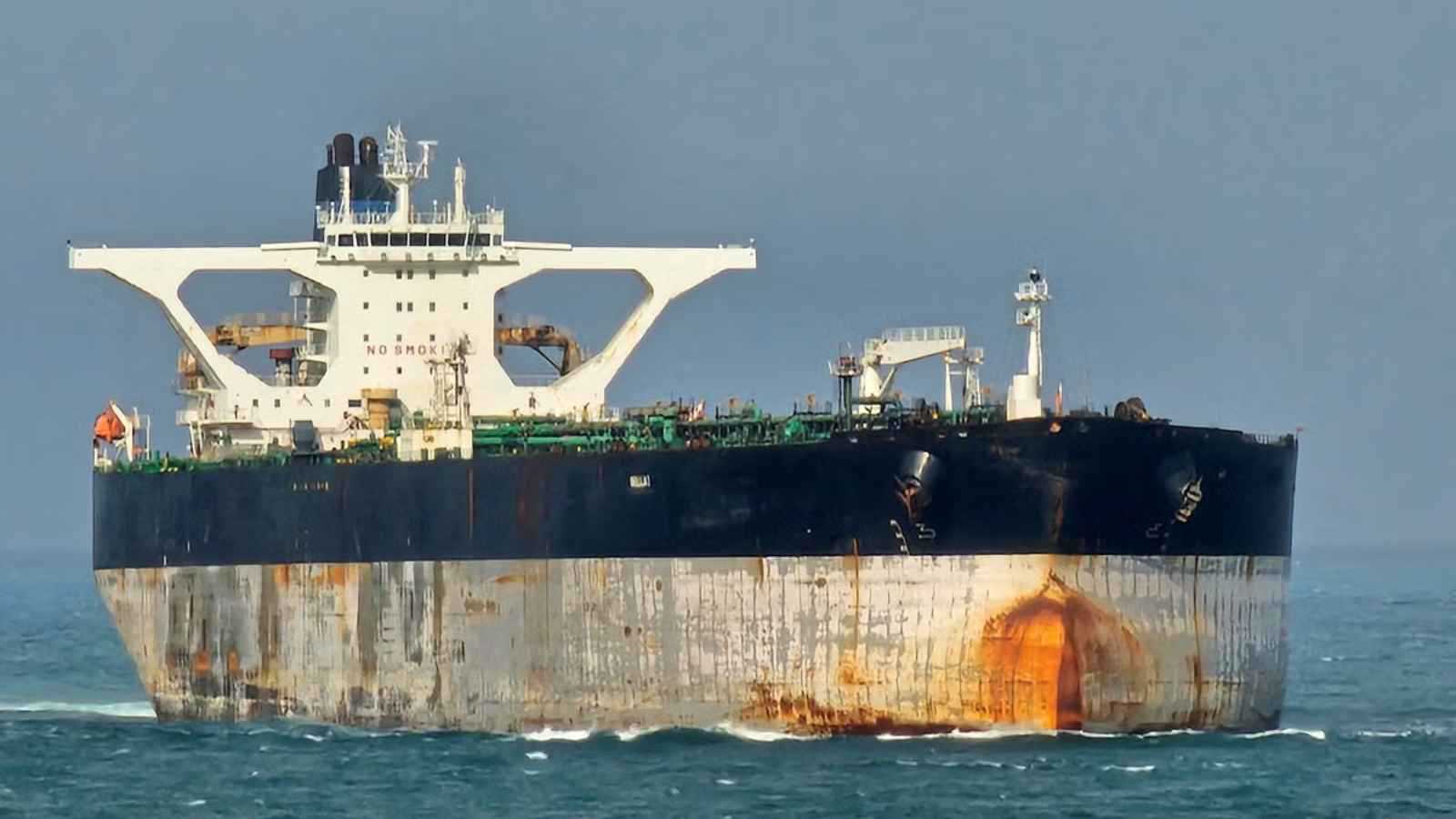 الدفاع البريطانية: ساعدنا أمريكا في السيطرة على ناقلة النفط الروسية