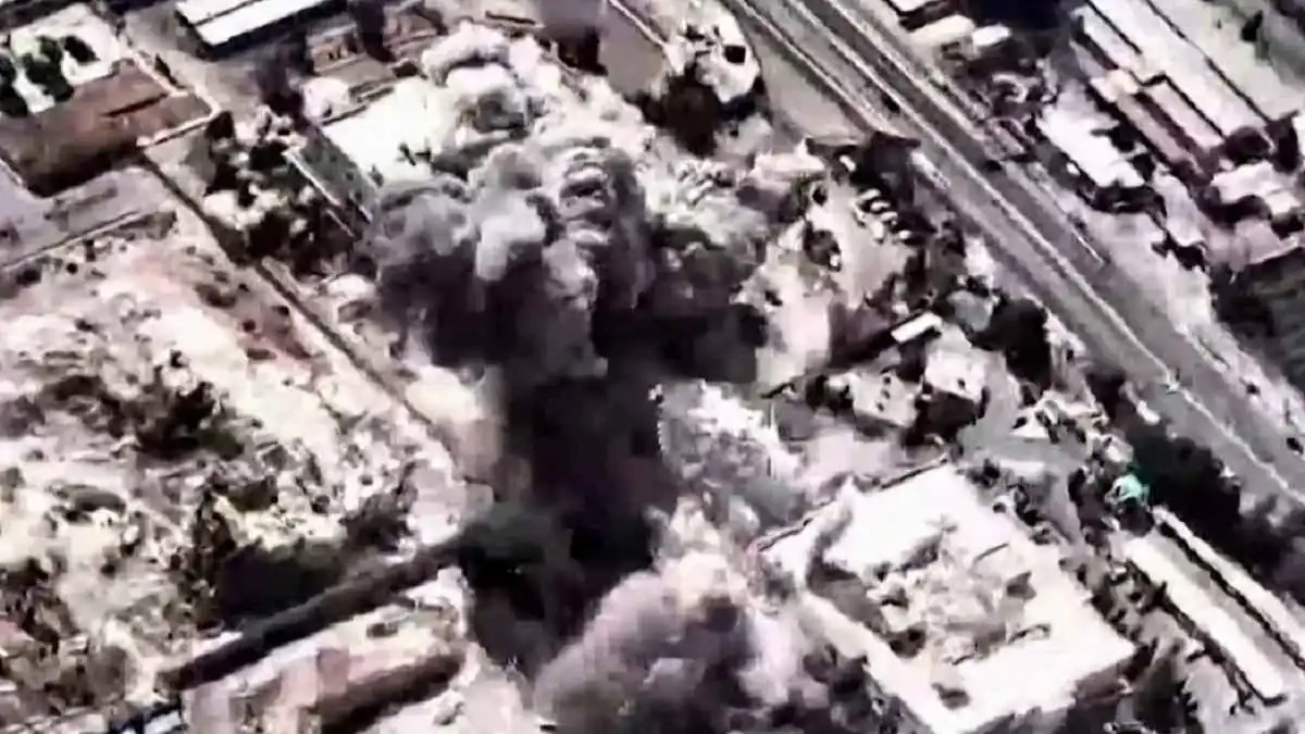 غارة إسرائيلية استهدفت مقر المرشد الإيراني علي خامنئي