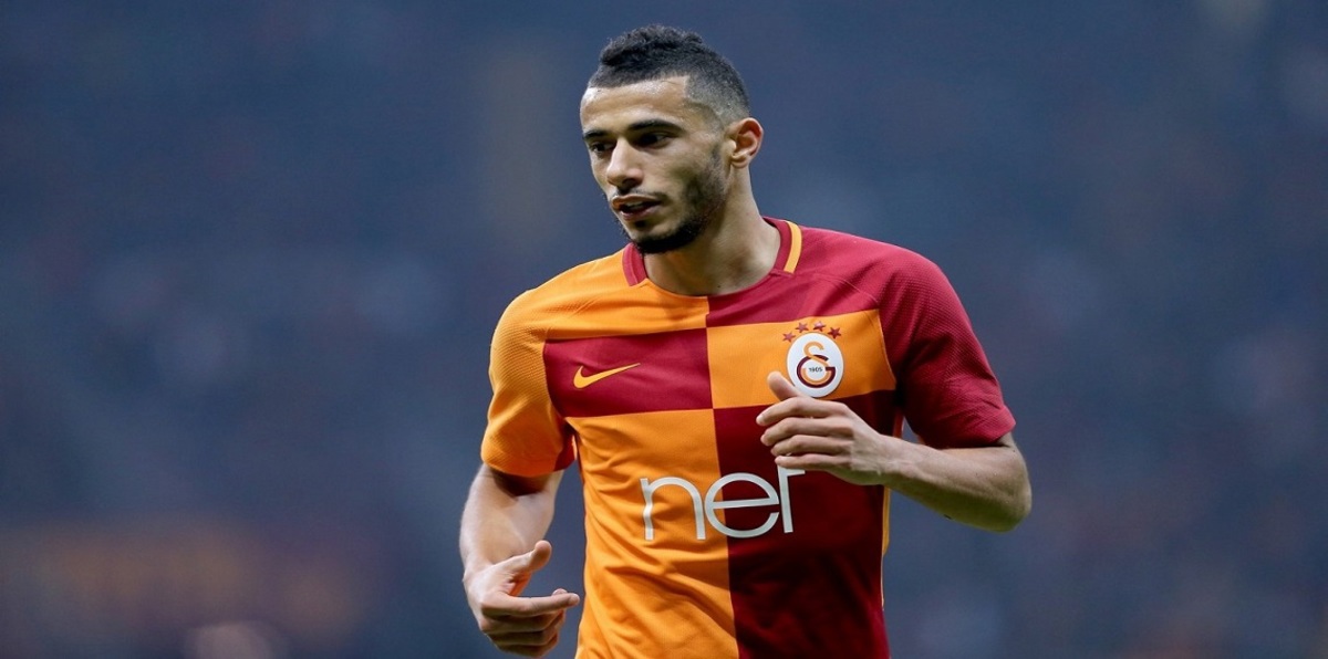 شباب الأهلي دبي يعرض مبلغًا ضخمًا لضم يونس بلهندة من غالاتا سراي