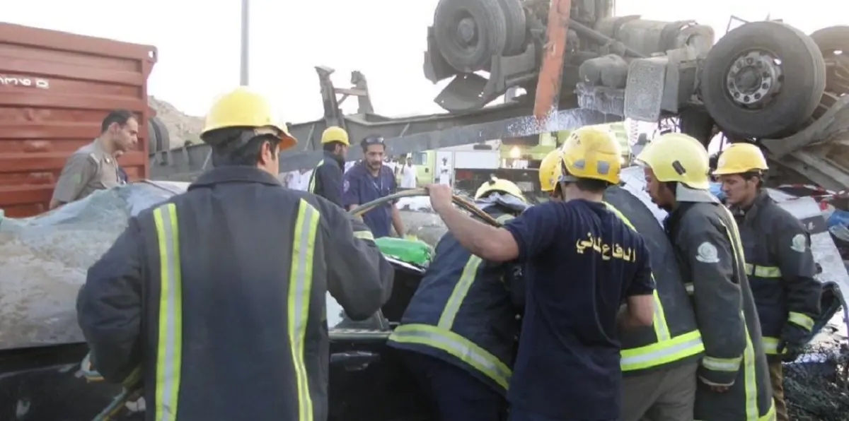 مصرع 4 مصريين وإصابة 5 في حادث مروري مروع