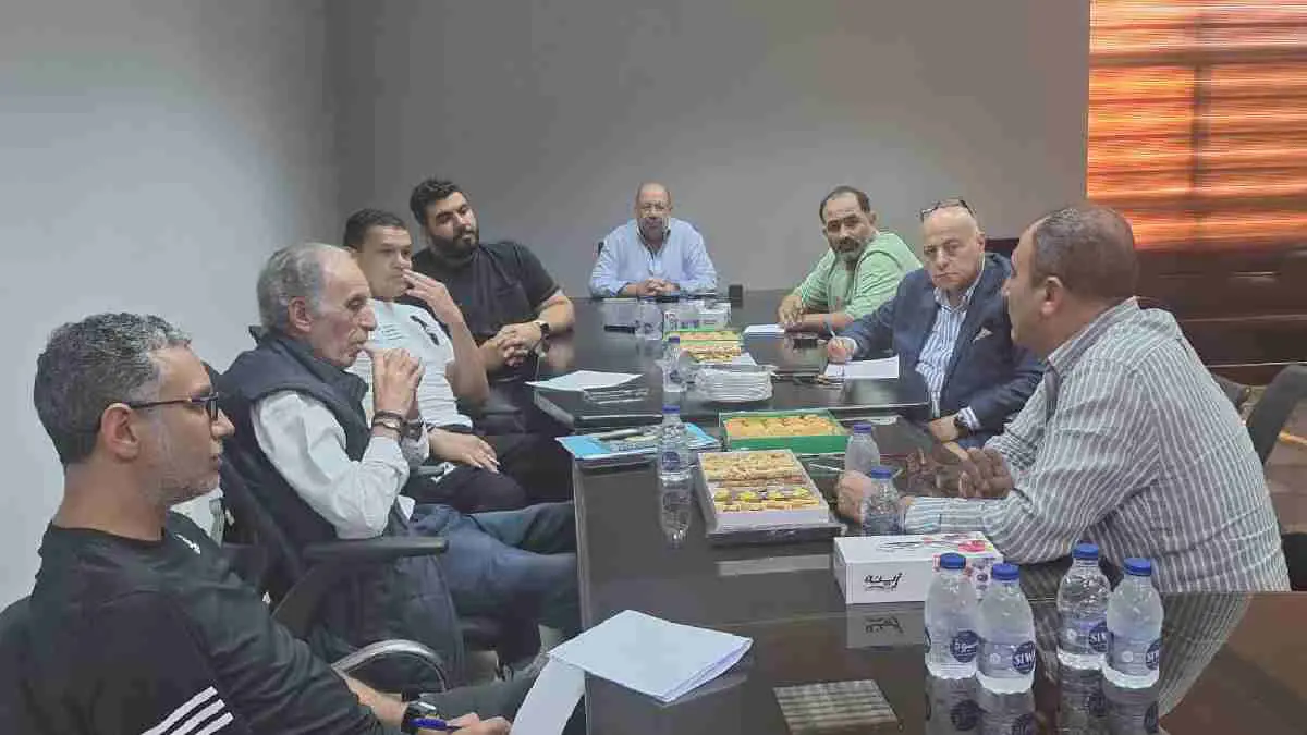 الزمالك يقدم طلبًا قبل السوبر المصري.. والأهلي يتراجع