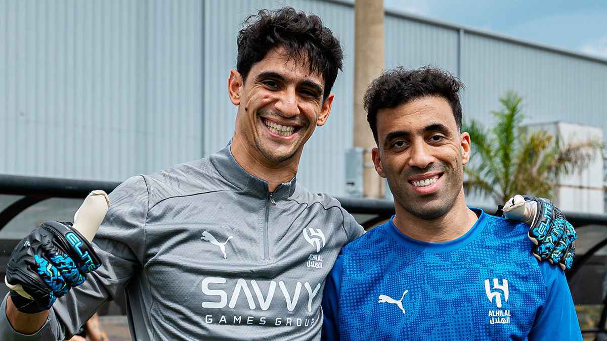 هل سيشارك عبد الرزاق حمدالله مع الهلال في السوبر السعودي؟