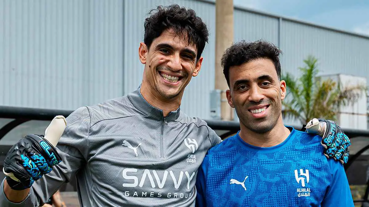 هل سيشارك عبد الرزاق حمدالله مع الهلال في السوبر السعودي؟