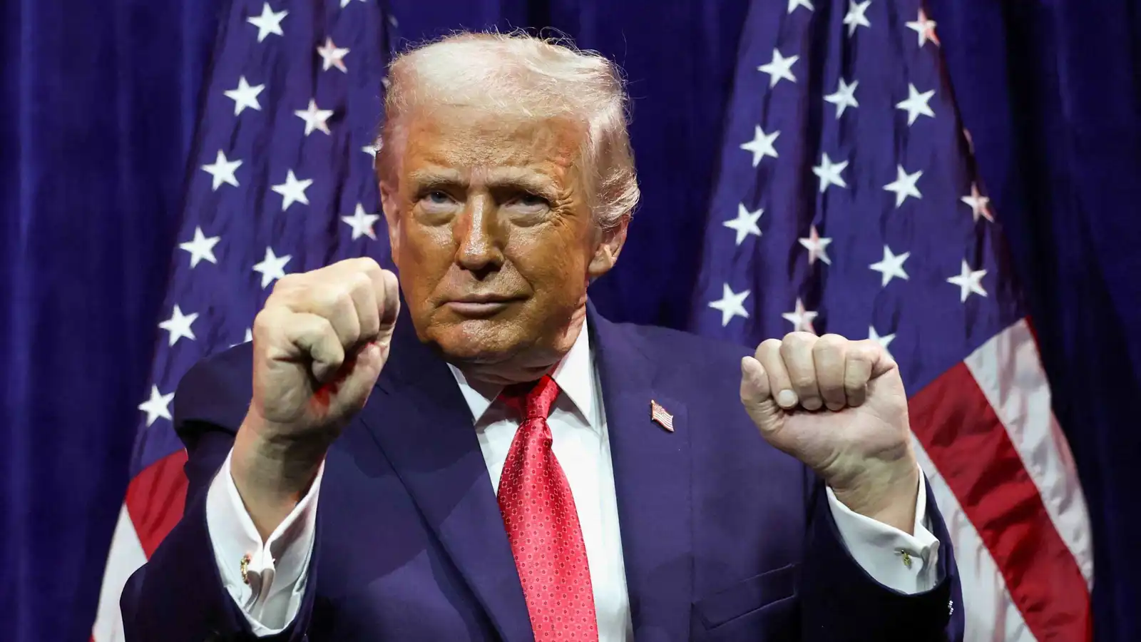 ترامب يلمح لفترة طويلة للإشراف على فنزويلا