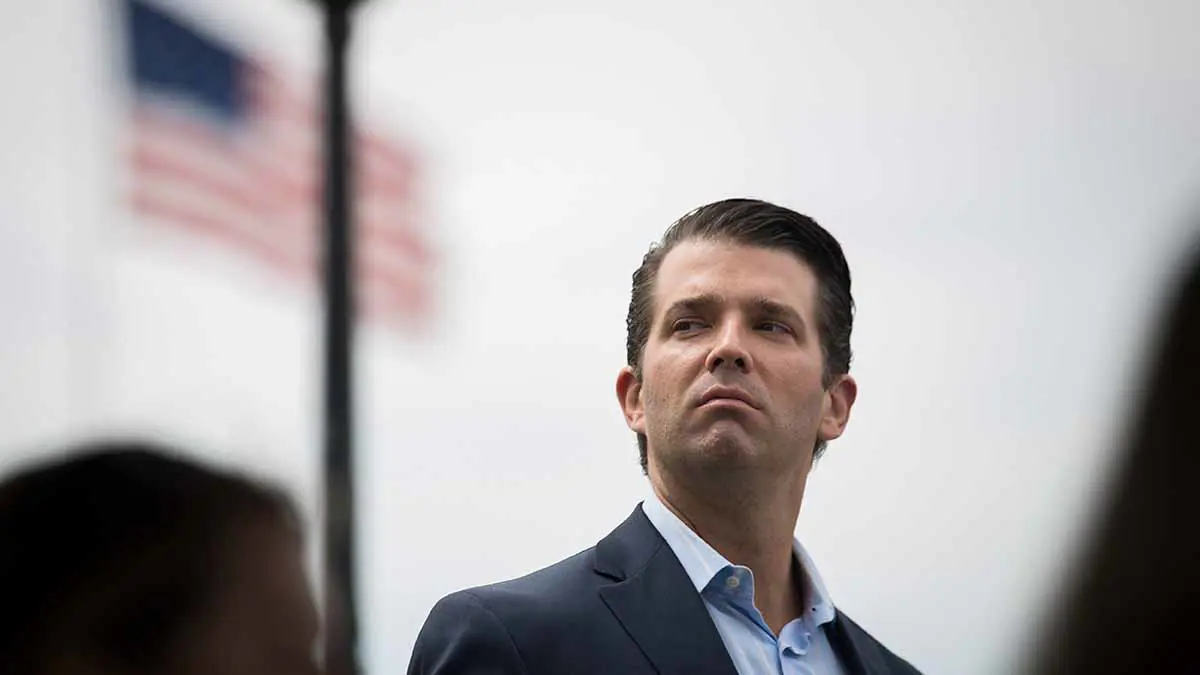 ابن ترامب البكر يشبّه جدار المكسيك المرتقب بسور حديقة حيوانات