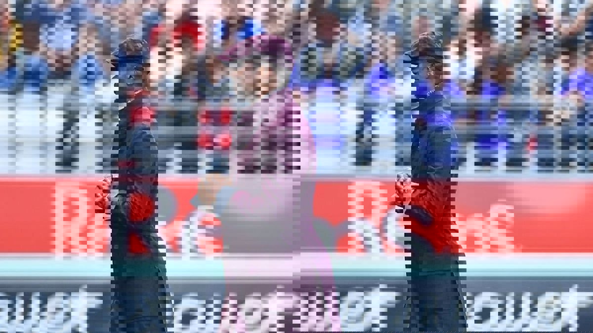 صامويل إيتو يرد على تقرير حول استخدام لاعبي الكاميرون أعمال السحر