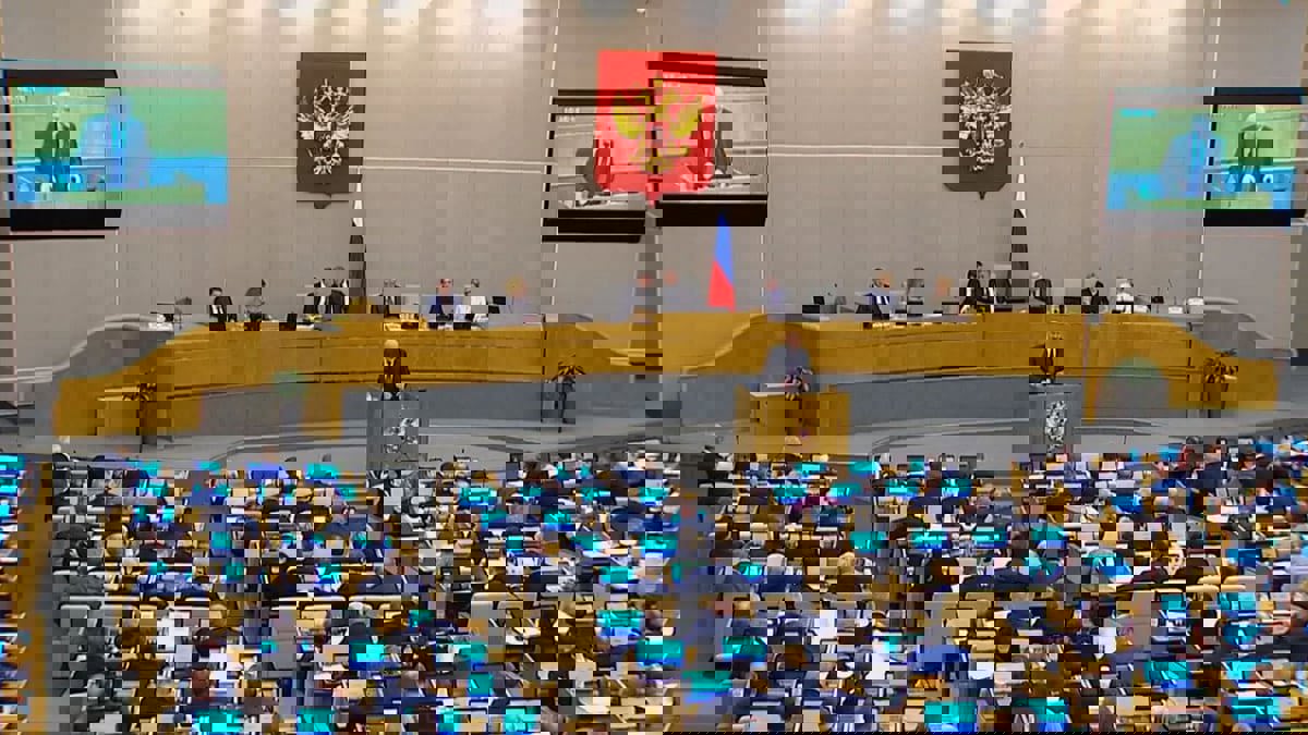 بالقراءة الأولى.. البرلمان الروسي يوافق على قانون يجرم تغيير الجنس 