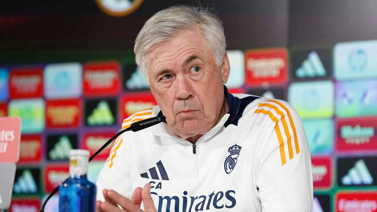 أنشيلوتي يكشف موقف مبابي من مباراة برشلونة.. ويرد على تقارير تعرضه للضغط