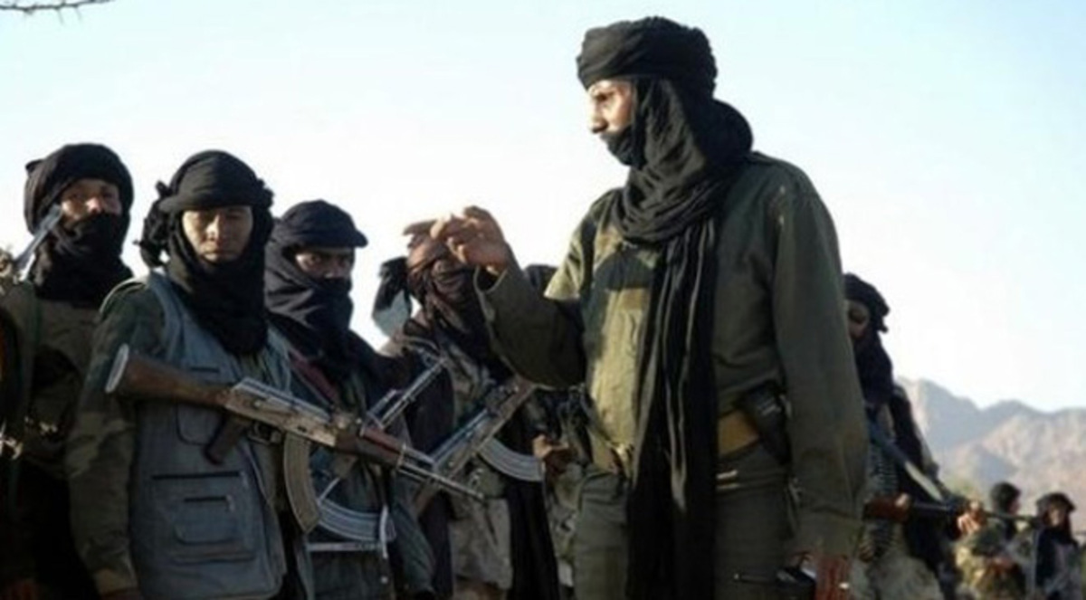 الطوارق يأسرون 19 جنديا من الجيش المالي