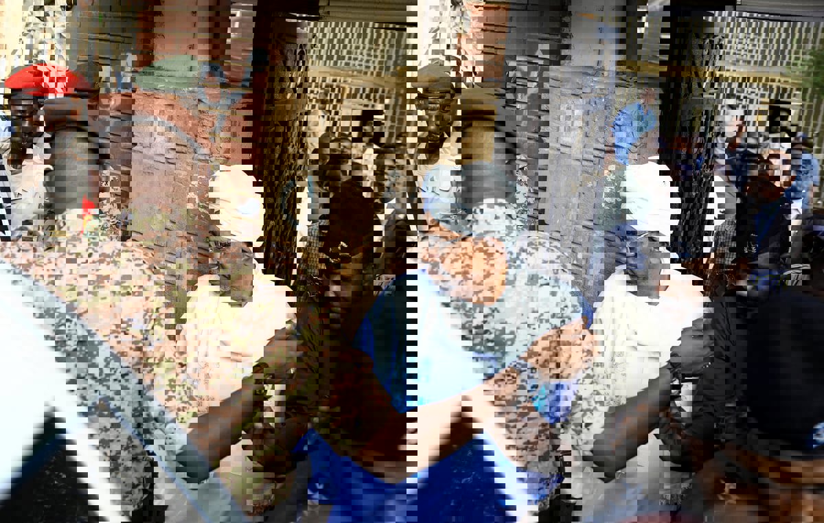 الحرية والتغيير لـ"إرم نيوز": قيادات البشير لم يتم تهريبهم بل أُفرج عنهم 

