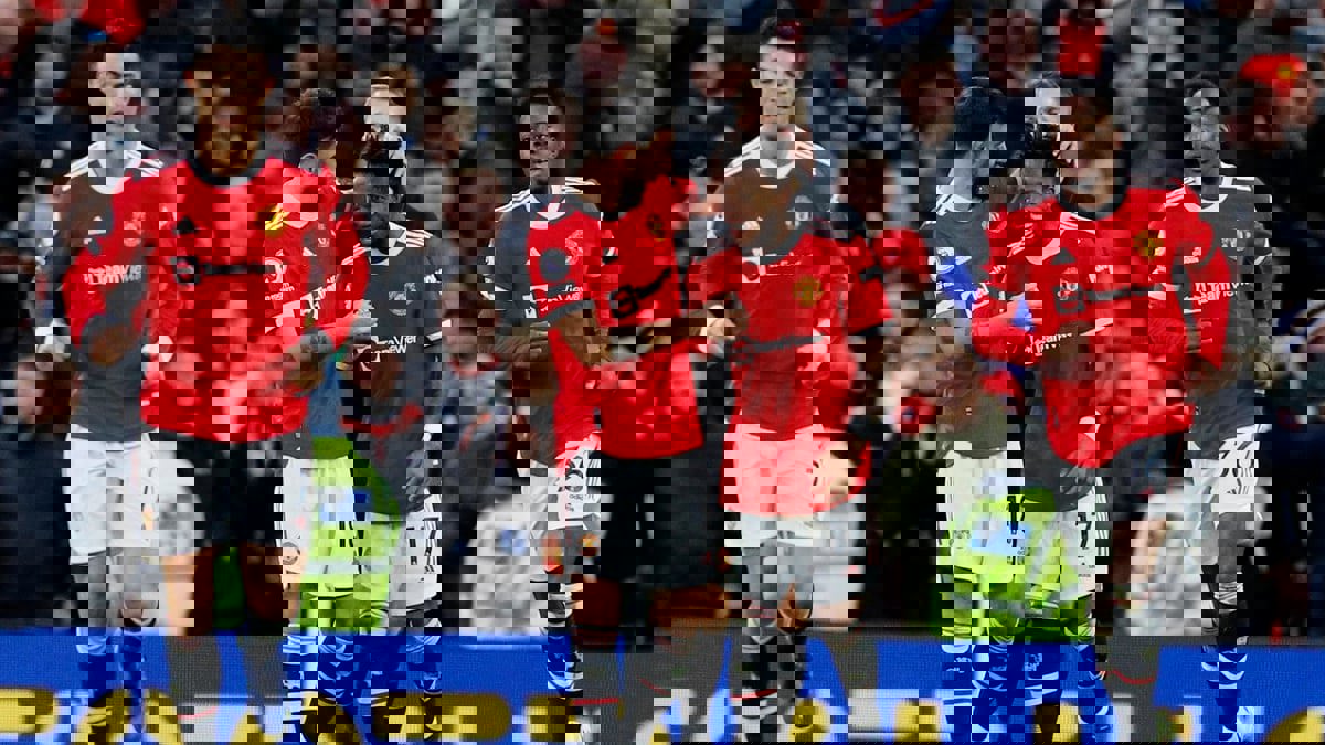 ترتيب الدوري الإنجليزي: مانشستر يونايتد يهزم كريستال بالاس.. وتوتنهام يطيح بنوريتش سيتي