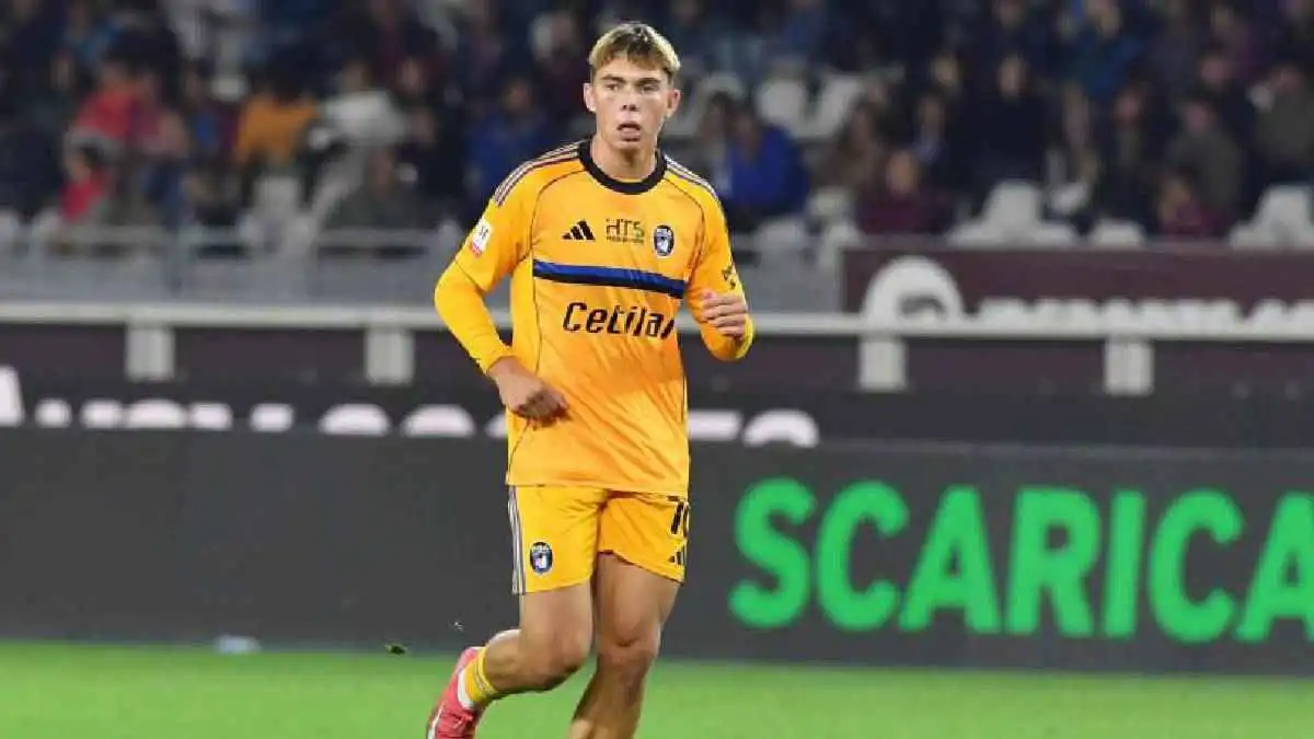 نجل بوفون يشارك في الدوري الإيطالي لأول مرة (فيديو)