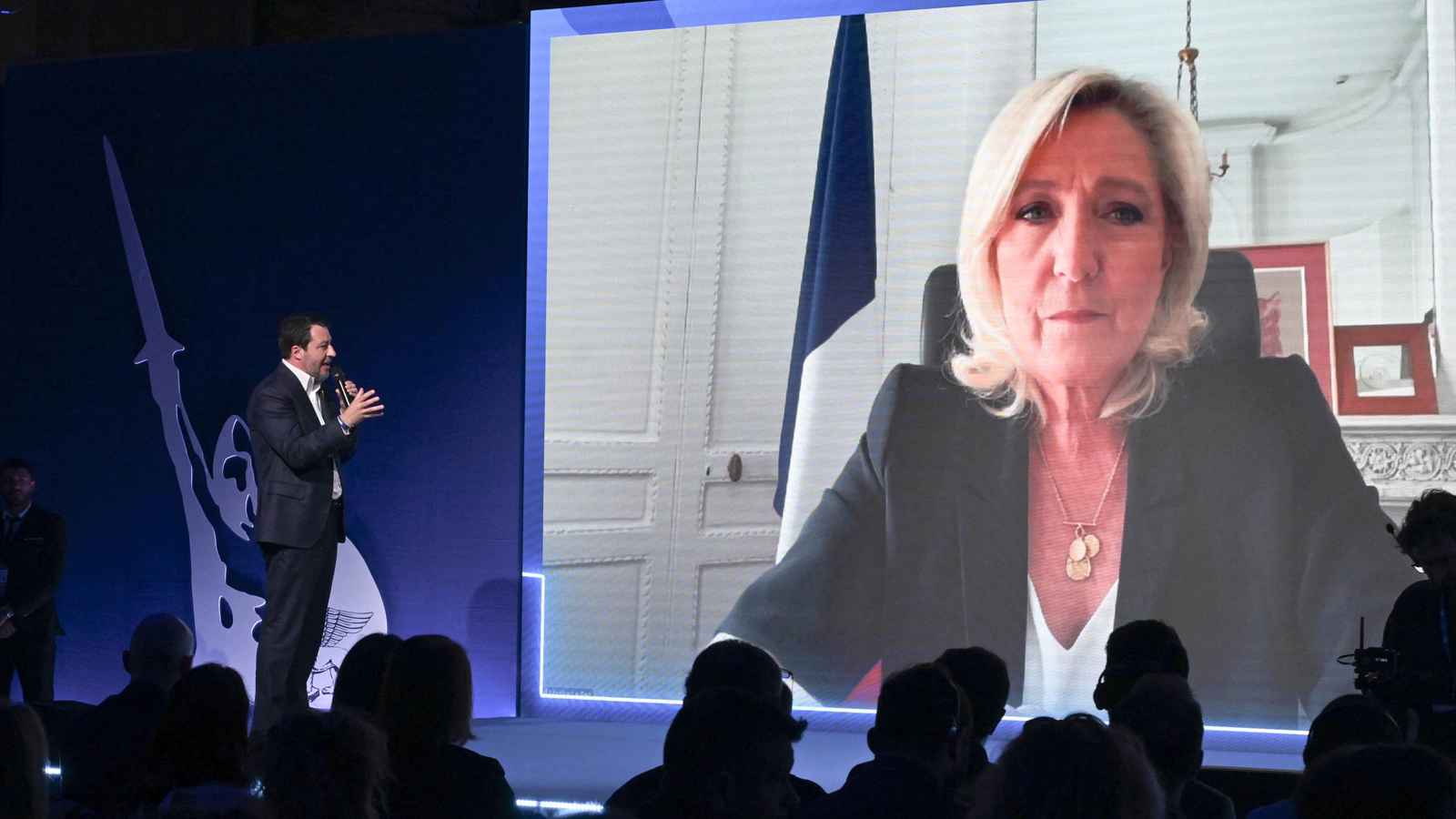 بعد الإدانة.. لوبان تتعهد بنضال سلمي "على خطى لوثر كينغ الابن"