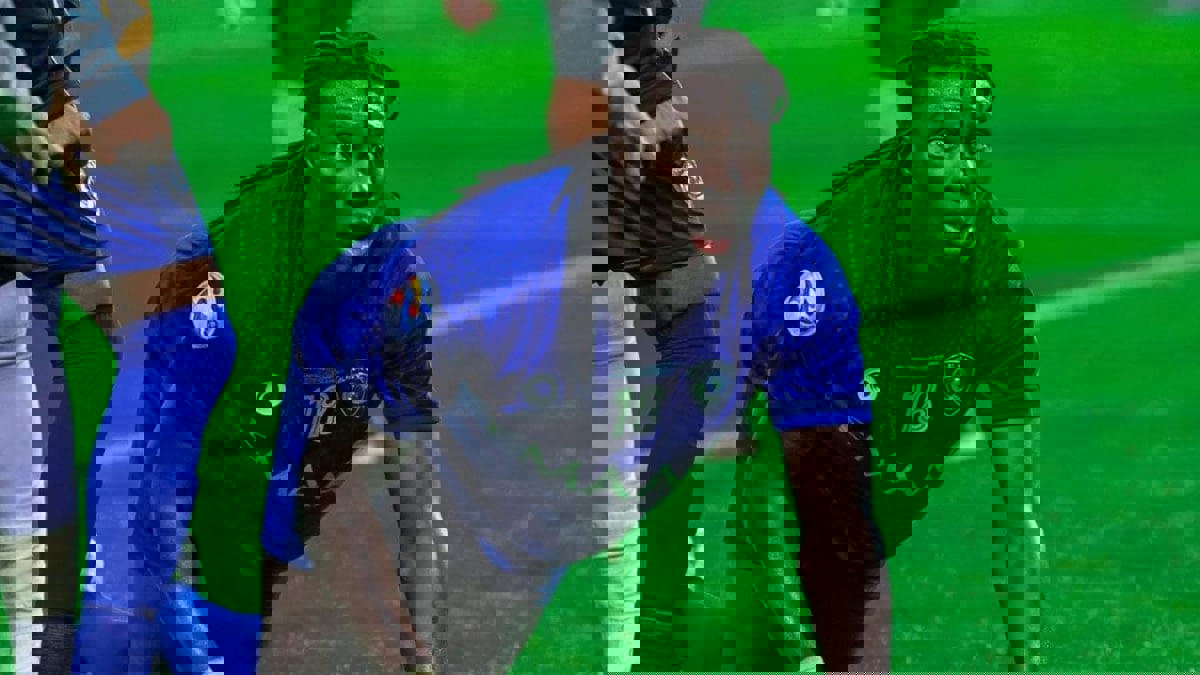 بافيتيمبي غوميز نجم نادي الهلال السعودي يثير الجدل بصور استعادة ذكرياته مع غلطة سراي التركي