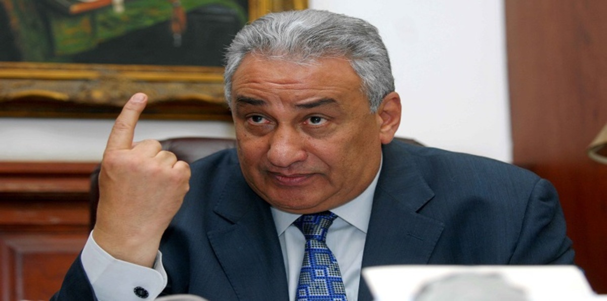 مصر.. نقيب المحامين يقاضي السيسي بسبب "القيمة المضافة"