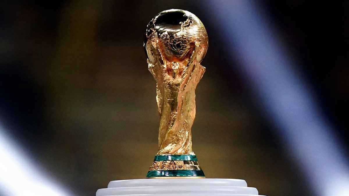 تحول مذهل.. "فيفا" يناقش تغييرًا تاريخيًا في كأس العالم 2030