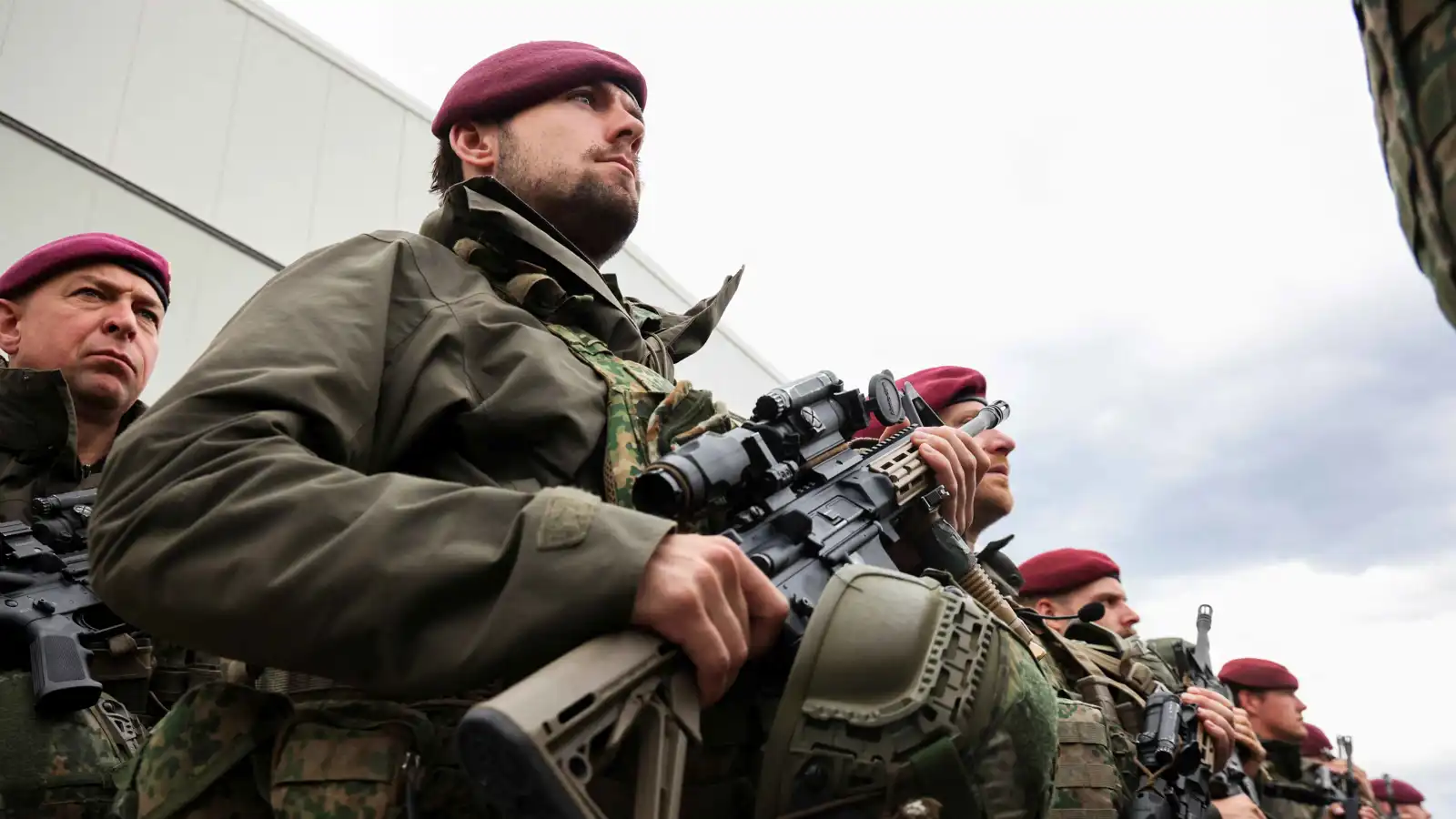 أوروبا تواجه أزمتها الأخطر.. 3 تحديات "تخنق" الصندوق الدفاعي المشترك