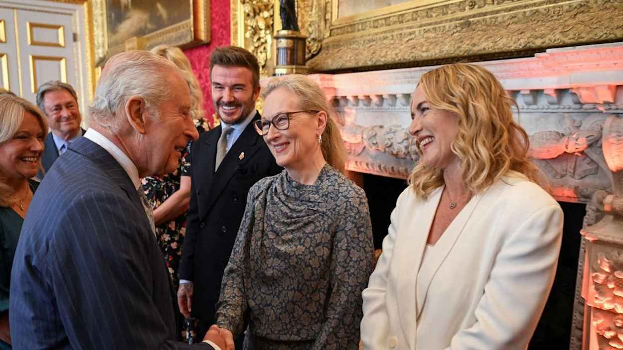 بيكهام وستريب.. نجوم هوليوود يضيئون حفل مؤسسة الملك تشارلز (صور)