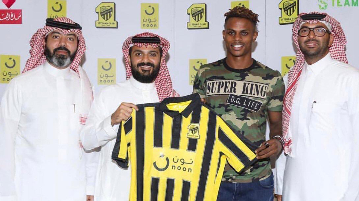 نادي الاتحاد السعودي يعلن رسميًا تعاقده مع هارون كمارا