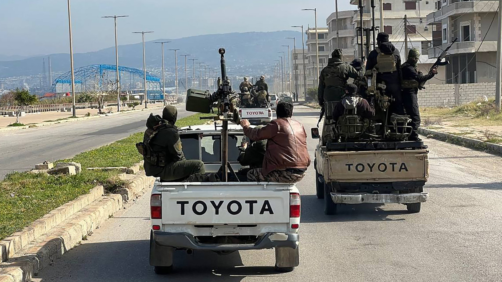 لجنة تقصي أحداث الساحل السوري تعتزم لقاء "الأم المكلومة"