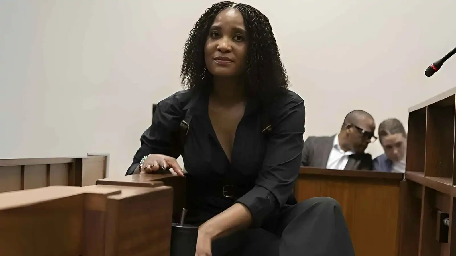 بسبب حرب روسيا.. "الصقور" تحقق مع ابنة جاكوب زوما في جنوب أفريقيا