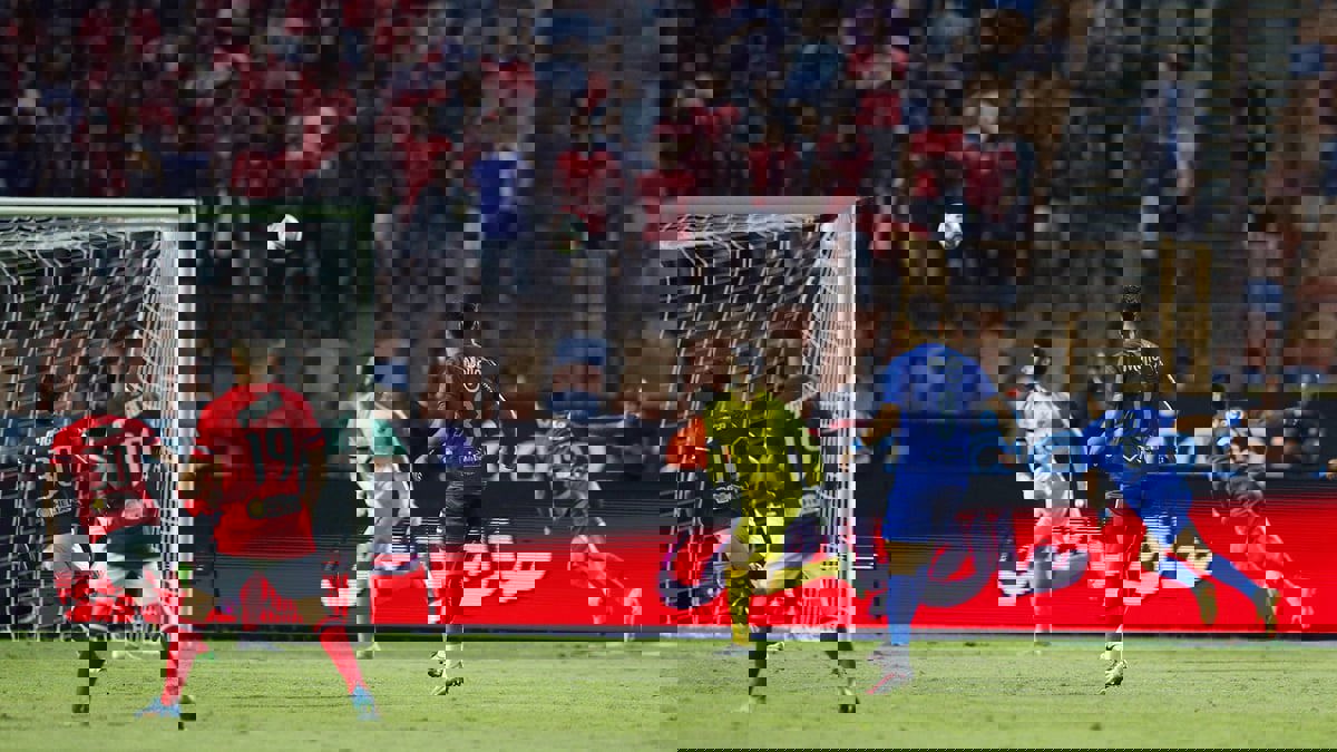 "أبوظبي الرياضية" تنفي حصولها على حقوق بث مباريات الأهلي بالدوري المصري