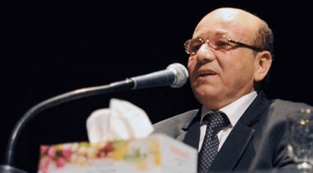 عادل حسني يتلاعب بالمخرج مجدي أبو عميرة