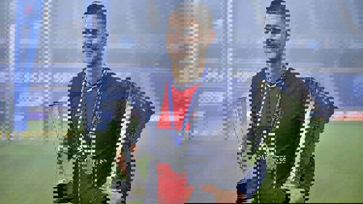 غلطة سراي يبدأ مفاوضاته الرسمية لضم ماورو إيكاردي