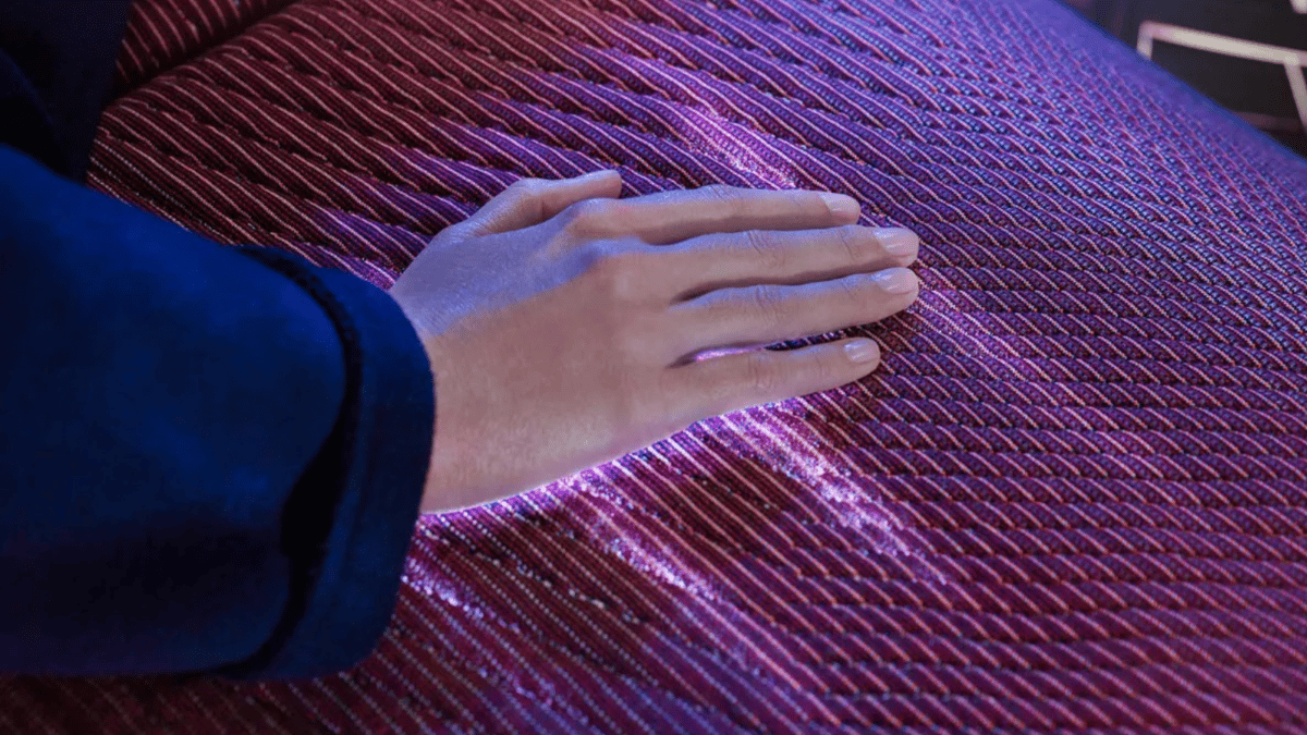 كيف يمكن لجسم الإنسان أن يساعد في تعزيز مستقبل الملابس الذكية؟