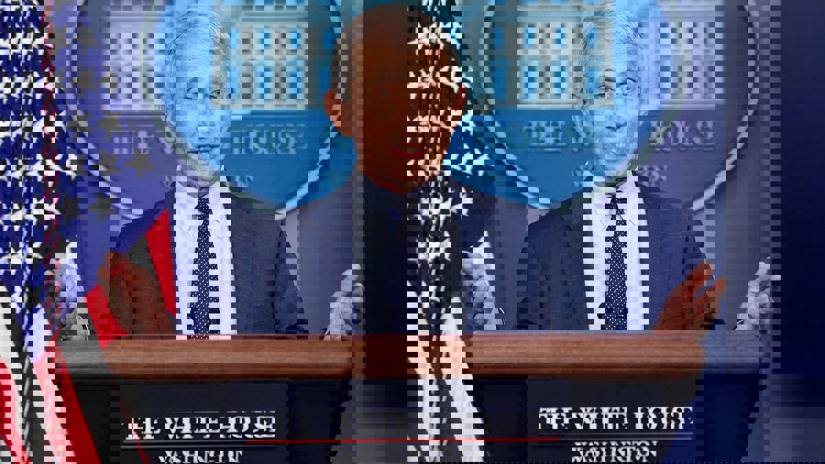 فاوتشي يحذر: أوميكرون "تنتشر" في كل أنحاء العالم