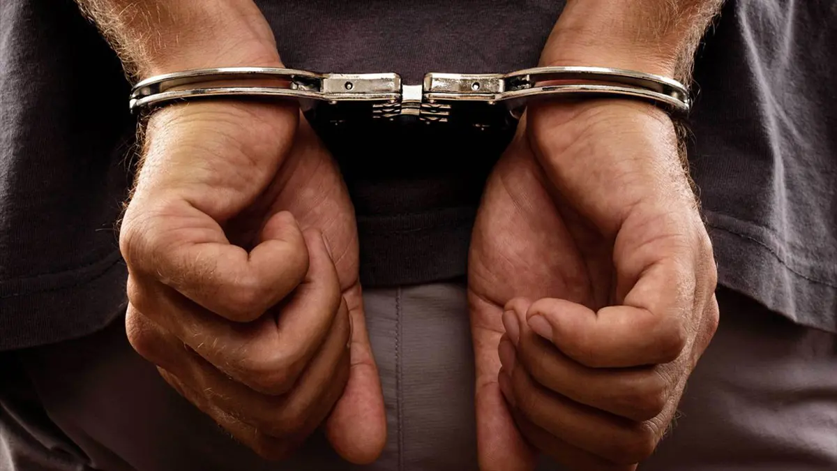 بينها 5 تماثيل ذهبية.. ضبط مصري بحوزته 126 قطعة أثرية قبل تهريبها (صور)