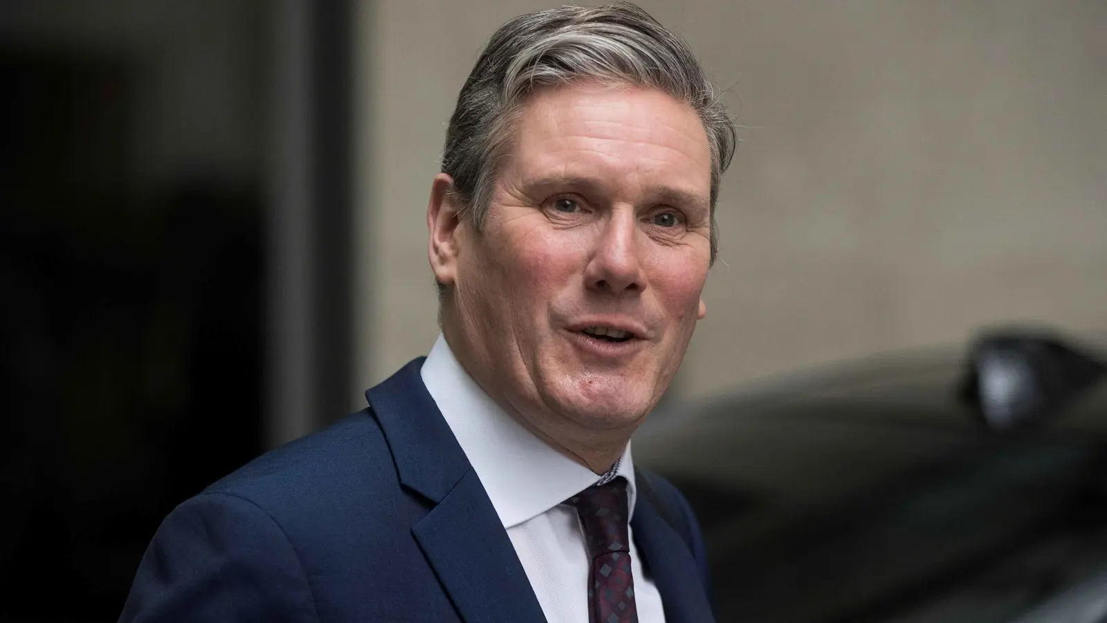 رئيس الوزراء البريطاني: لا أنوي التحدث مع بوتين