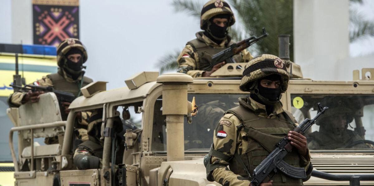 الجيش المصري يعلن مقتل زعيم "تنظيم إرهابي" بوسط سيناء