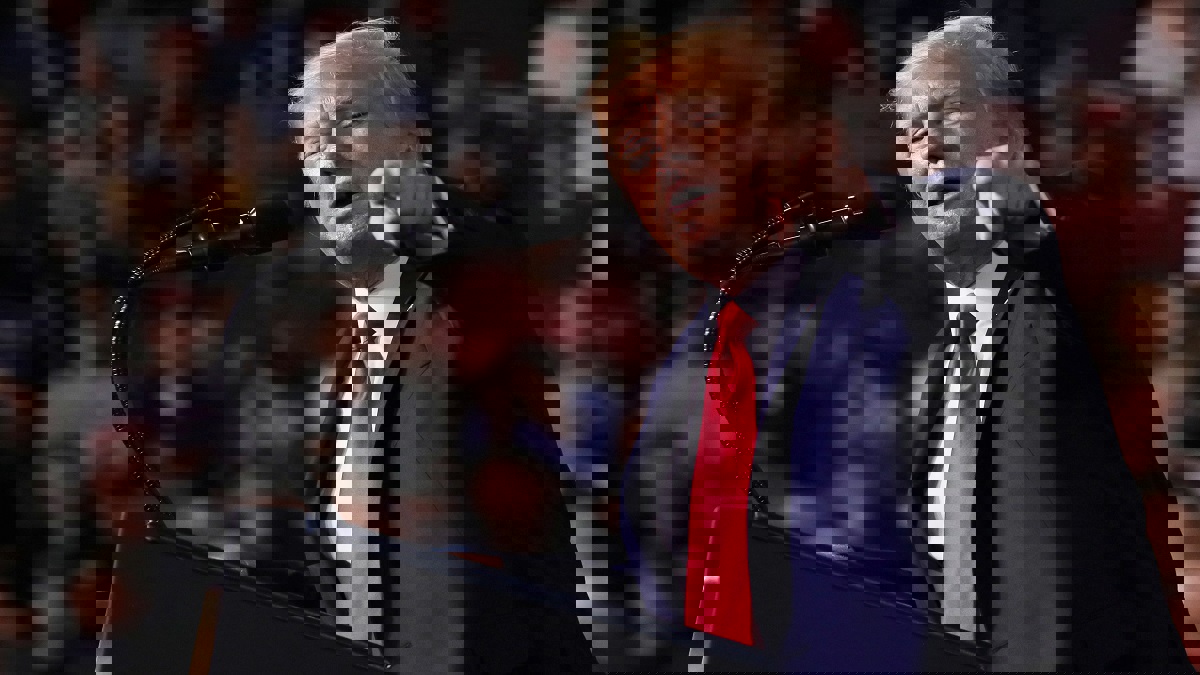 ترامب يدعو لإنشاء المزيد من المصحات العقلية للحد من حوادث إطلاق النار