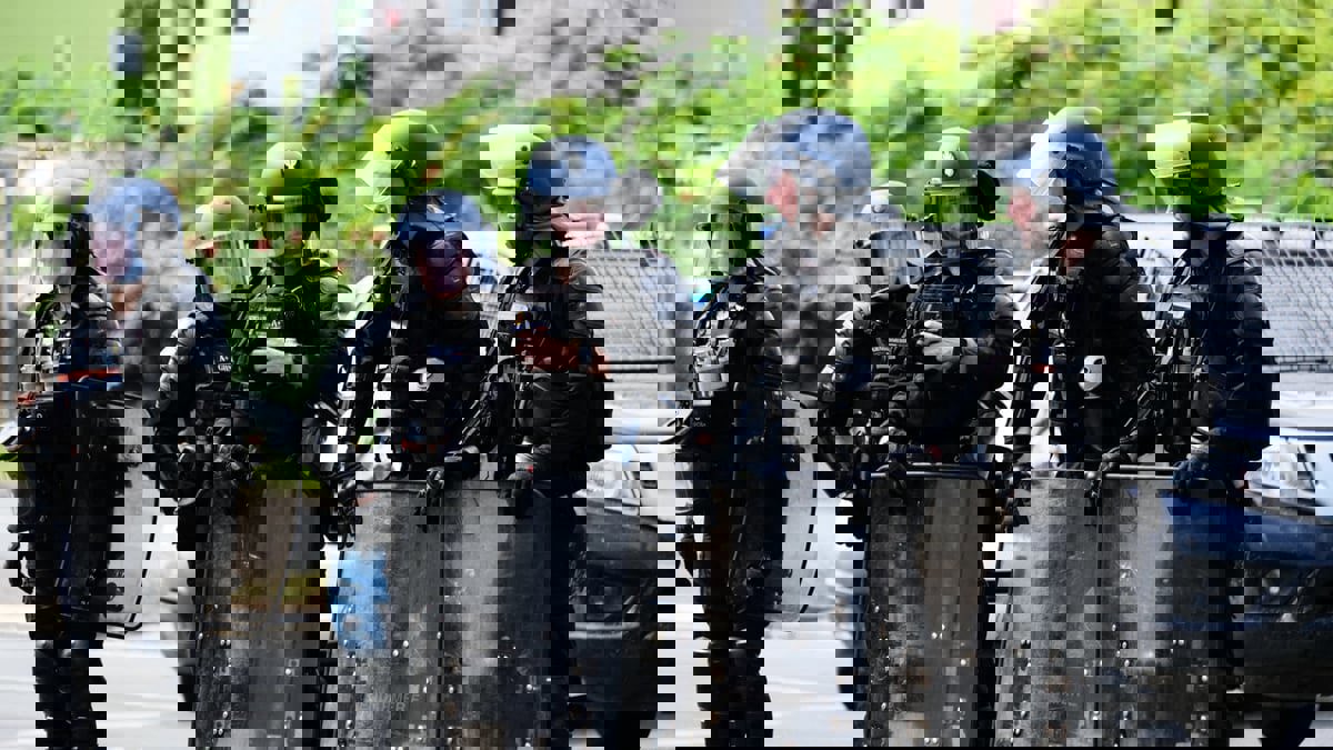 تعزيزات أمنية فرنسية كبيرة تصل إلى كاليدونيا الجديدة