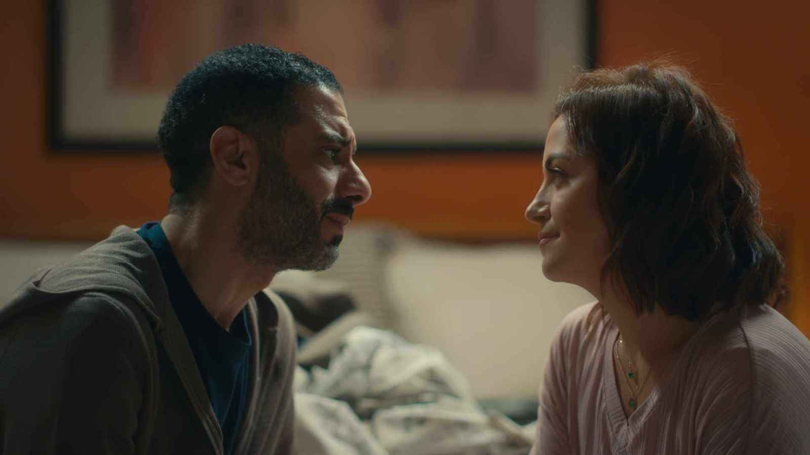 "كتالوج".. دراما تعزف برهافة على وتر أزمات الأبوة (فيديو)