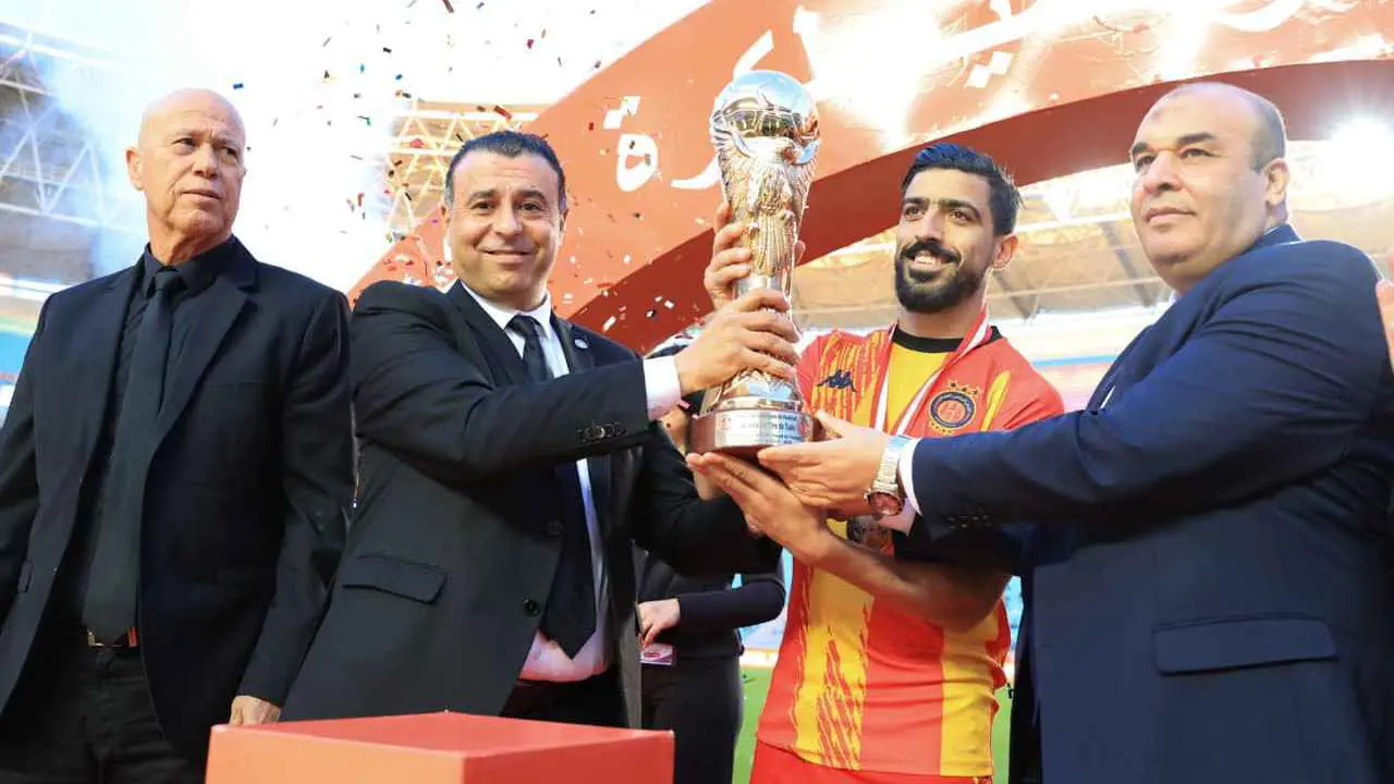 "فريق معين".. هجوم حاد على رئيس اتحاد الكرة التونسي بعد تتويج الترجي بلقب السوبر