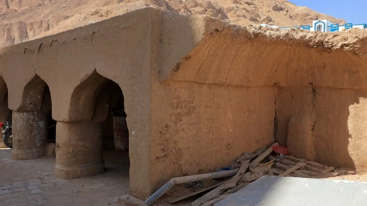 "قصر سيئون".. أكبر أبنية اليمن الطينية يواجه خطر الانهيار (صور)