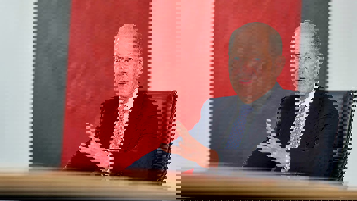 عشية تولي أولاف شولتز المستشارية.. 3 أحزاب ألمانية توقع اتفاقية تحالف