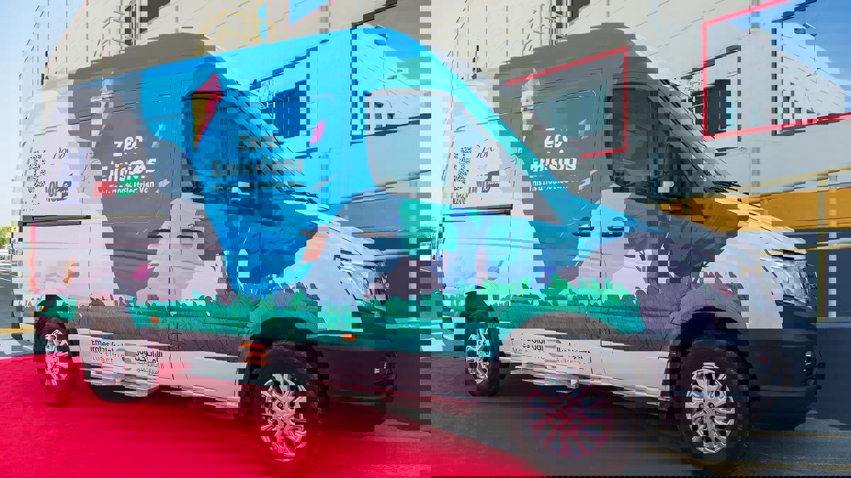 الأولى في الإمارات.. مركبة نقل بضائع خالية من الانبعاثات